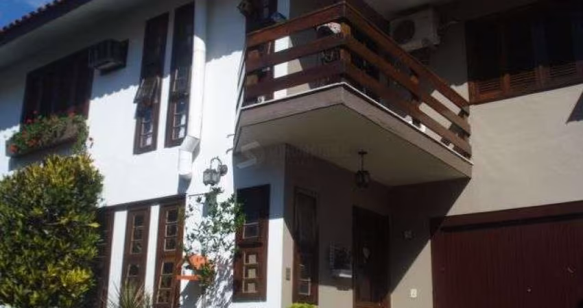 Casa em Condomínio à Venda no Bairro Tristeza – Zona Sul de Porto Alegre