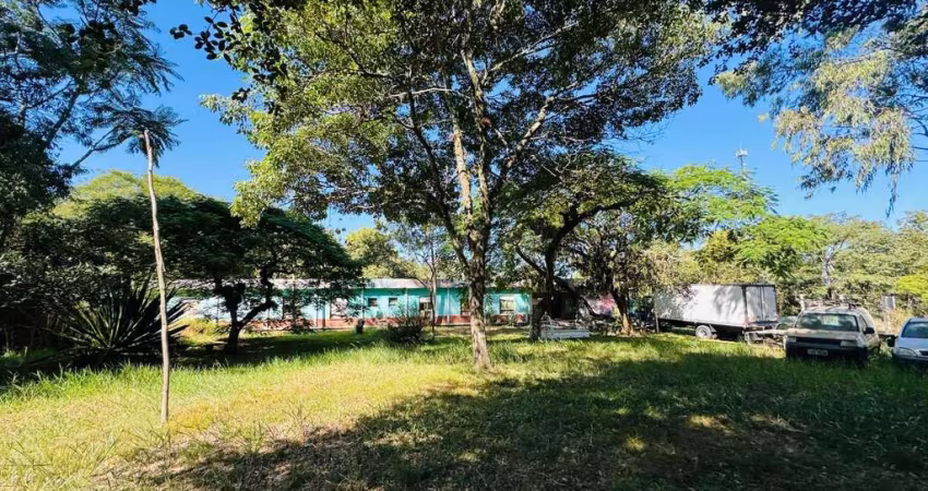 Área rural com 225,000m²