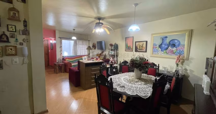 Apartamento 3 dormitórios com suíte e vaga de garagem no bairro Floresta em Porto Alegre