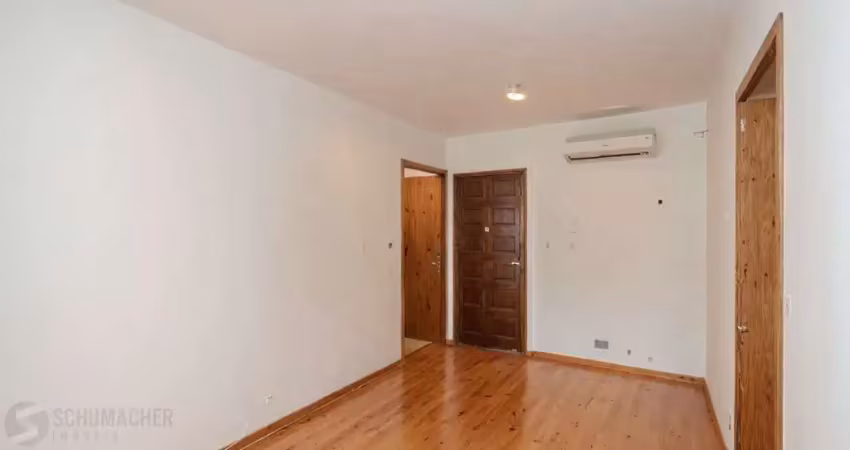 Vende-se apartamento com 2 quartos(1 suíte) e 68m² - petrópolis