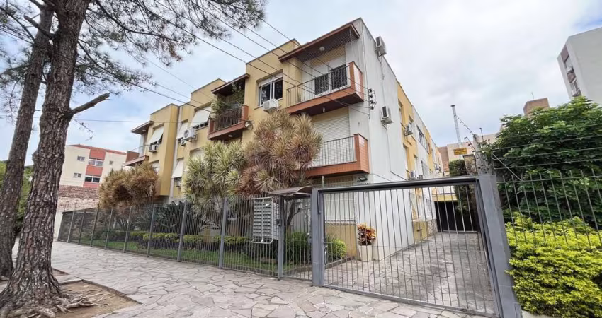 Excelente apto garden, dormitórios, uma suíte e outro com banheiro, semi mobiliado em área nobre do Menino Deus.