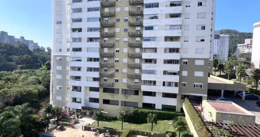 Apartamento em Jardim Carvalho