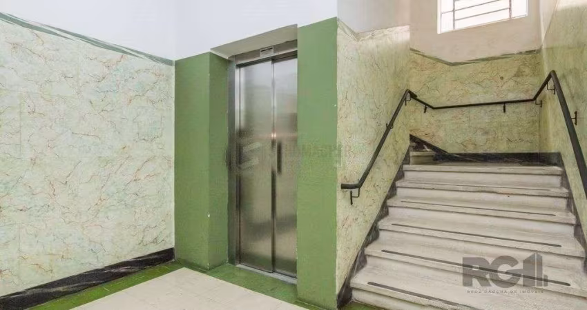 Apartamento de dois quartos no bairro BOM FIM em Porto Alegre