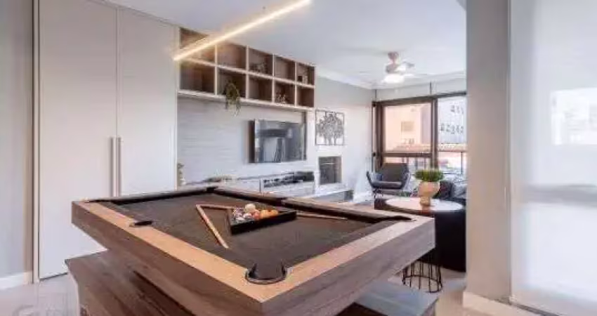 Apartamento garden com 118m², com 2 dormitórios, 2 suítes, lavabo, churrasqueira, lareira e 2 vagas de garagem.