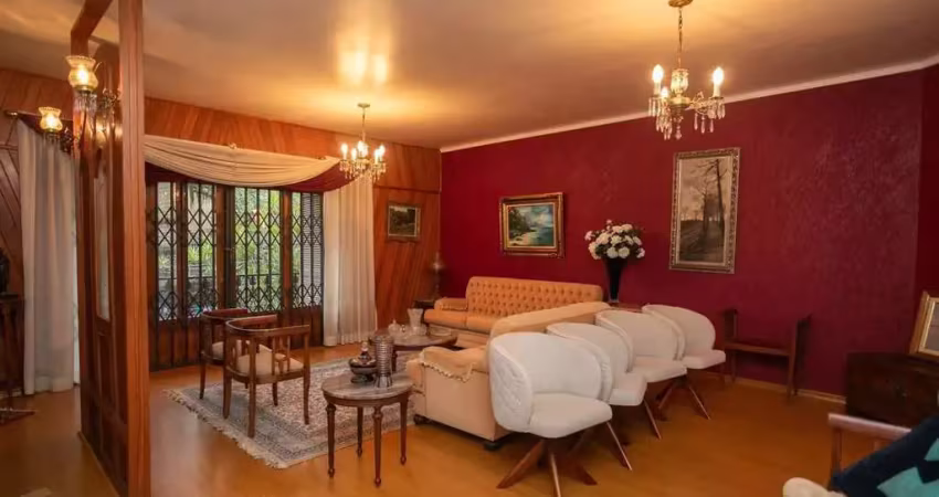 Casa à venda com 280m², 4 quartos e 2 vagas no bairro auxiliadora