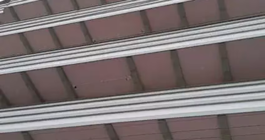 Excelente e amplo apartamento 2d desocupado na cidade baixa, porto alegre, preço atrativo.