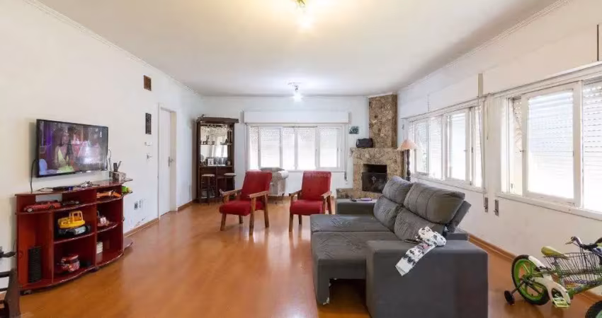 Casa com 4 quartos à venda na Rua Coronel Neves, 814, Medianeira, Porto Alegre