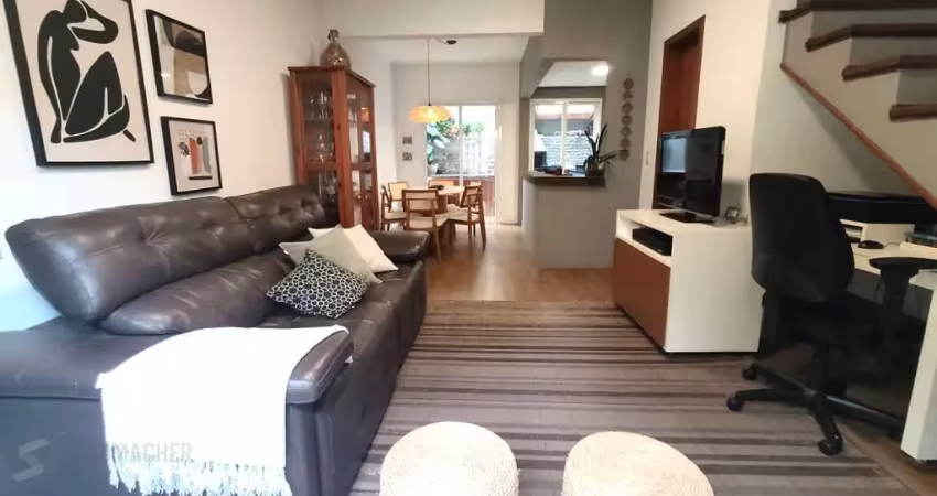 Casa em condomínio fechado de 3 dormitórios, 2 vagas e infra