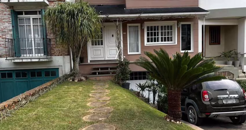 Casa em condomínio fechado com 3 quartos à venda na Rua Adriano Pereira da Silva, 397, Vila Nova, Porto Alegre