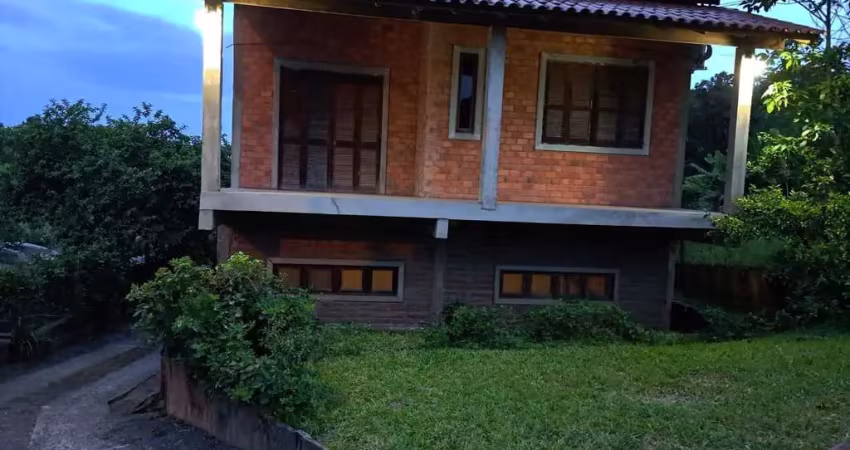 Sobrado 200m² privativos, 4 dormitórios 1 suíte e 2 vagas cobertas - gravataí