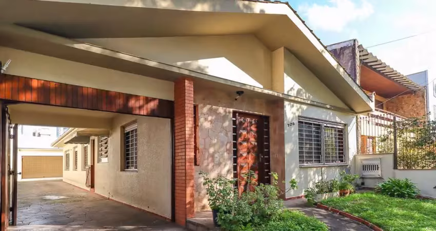 Casa com 3 quartos à venda na Rua Sapê, 803, Vila Ipiranga, Porto Alegre