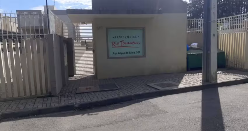 Apartamento com 2 quartos para alugar na Rua Alípio da Silva, 301, Palmital, Colombo