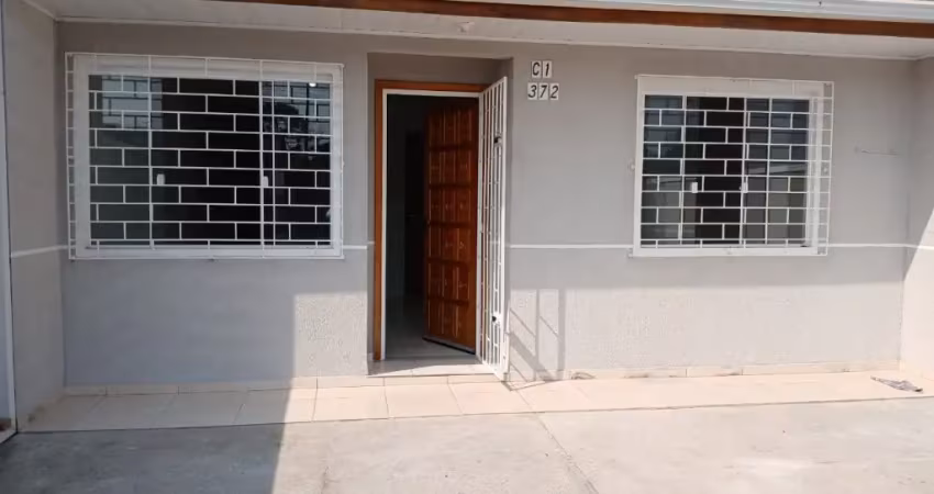 Casa com 2 quartos para alugar na Rua João Baron, Planta Deodoro, Piraquara