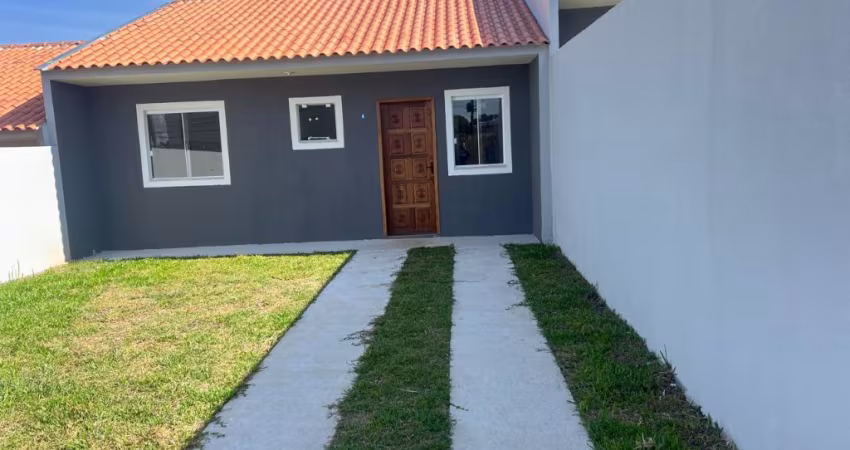 Casa á venda em colombo (campo Pequeno)