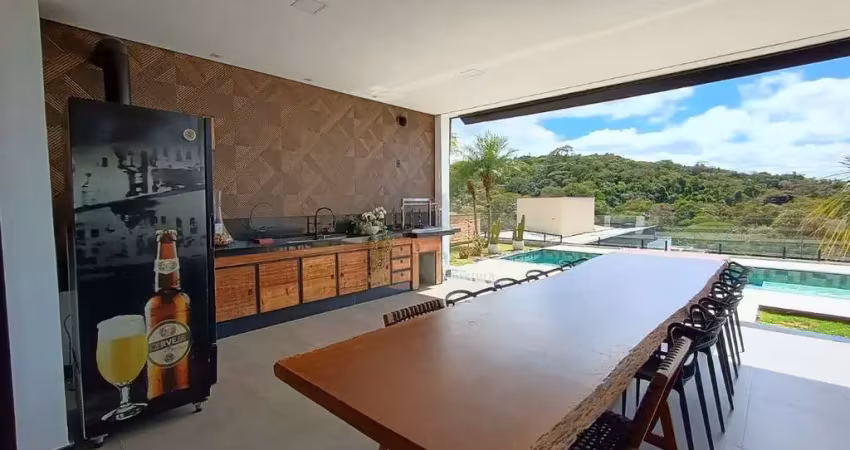 Casa em condomínio fechado com 3 quartos para alugar no Aruã, Mogi das Cruzes 