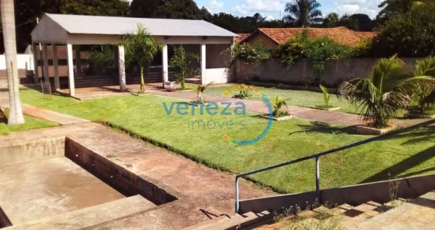 Chácaras_prop rurais com 1 quarto  à venda, 10000.00 m2 por r$2000000.00  - dom pedro i - londrina/pr