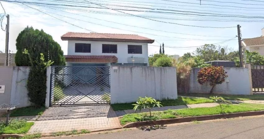 Casa Residencial com 4 quartos  à venda, 400.00 m2 por R$1600000.00  - Itatiaia - Londrina/PR