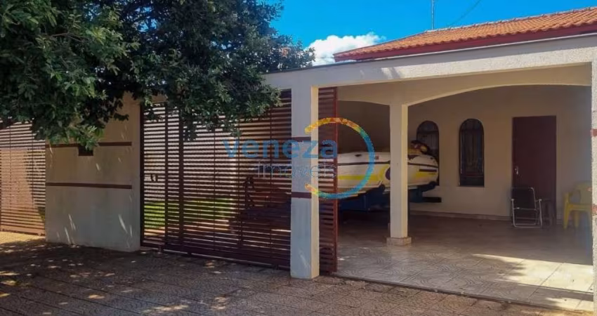 Casa Residencial com 3 quartos  à venda, 193.00 m2 por R$780000.00  - Albatroz - Londrina/PR