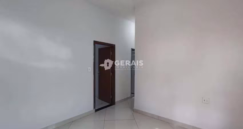 Casa para aluguel, 3 quartos, 1 suíte, 1 vaga, interlagos - divinópolis/mg