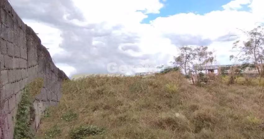 Terreno comercial para alugar no São Roque, Divinópolis 