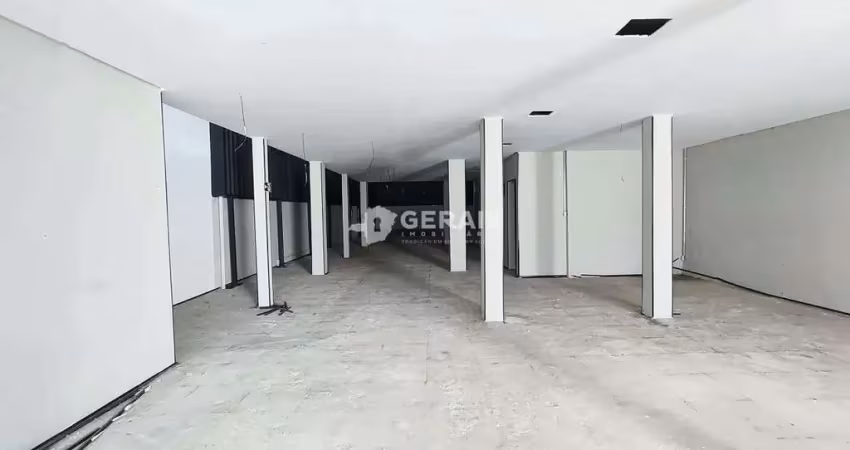 Barracão / Galpão / Depósito para alugar no Centro, Divinópolis 