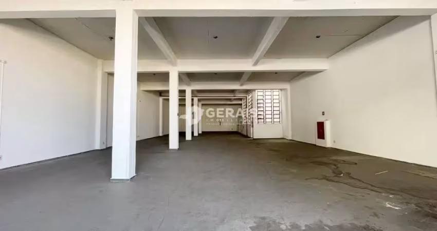 Barracão / Galpão / Depósito para alugar no São José, Divinópolis 