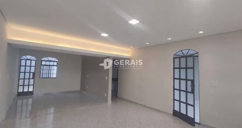 Casa para aluguel, 3 quartos, 1 suíte, 1 vaga, planalto - divinópolis/mg