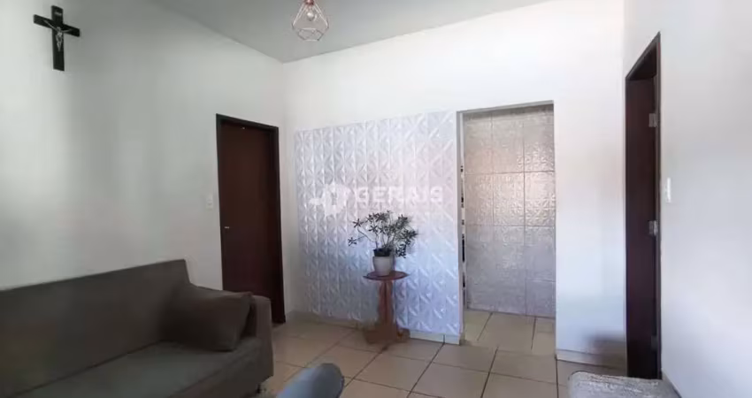 Casa à venda, 3 quartos, 1 suíte, 2 vagas, sao judas tadeu - divinópolis/mg