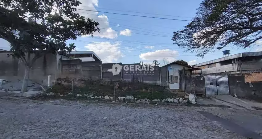 Terreno à venda no São José, Divinópolis 