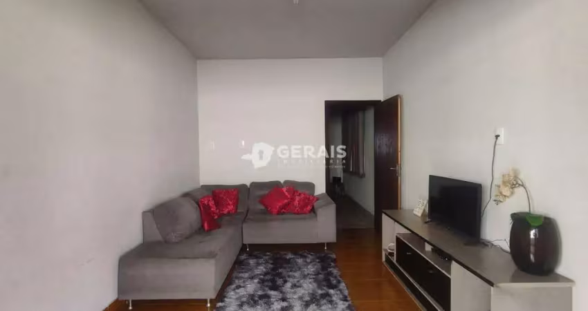Casa à venda, 2 quartos, 1 suíte, 5 vagas, ponte funda - divinópolis/mg