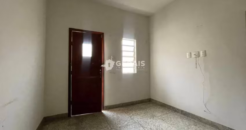 Casa para aluguel, 1 quarto, centro - divinópolis/mg