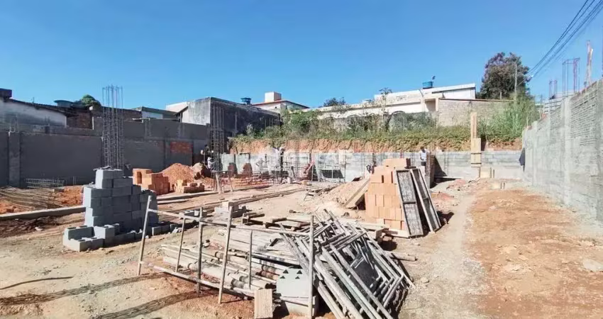 Ponto comercial para alugar no Interlagos, Divinópolis 
