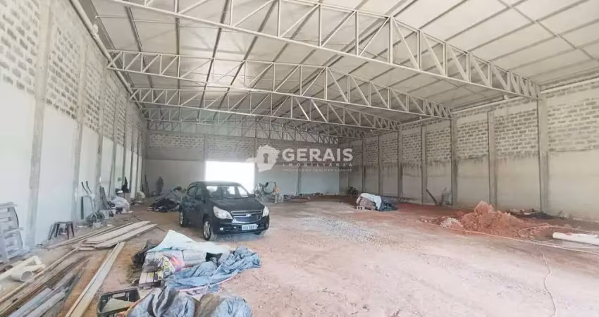 Barracão / Galpão / Depósito para alugar no São José, Divinópolis 