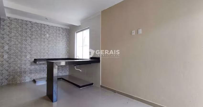 Sobrado à venda, 2 quartos, 1 vaga, delrey - divinópolis/mg