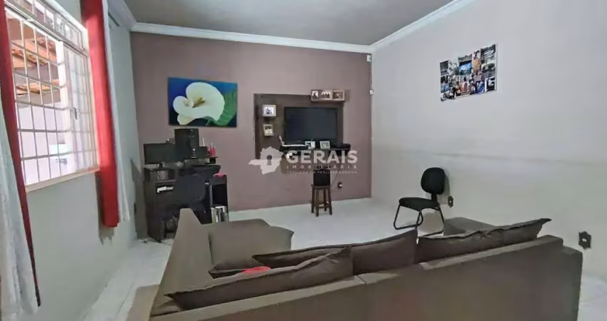 Casa à venda, 3 quartos, 1 suíte, 4 vagas, dona rosa - divinópolis/mg