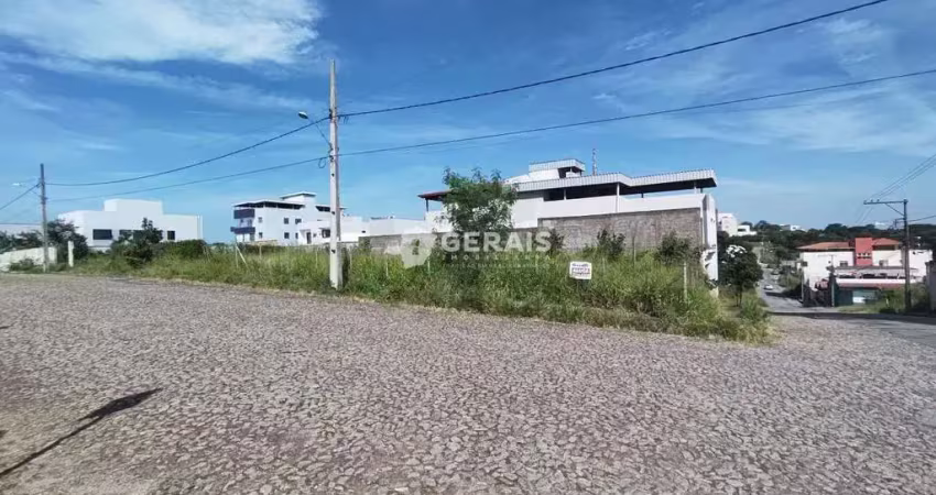 Terreno comercial para alugar no Oliveiras, Divinópolis 