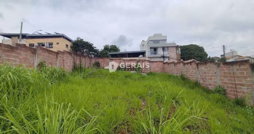 Terreno comercial para alugar no São José, Divinópolis 