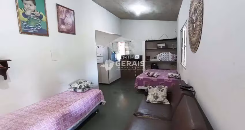 Sítio à venda, 3 quartos, 1 suíte, 8 vagas, ferrador - divinópolis/mg