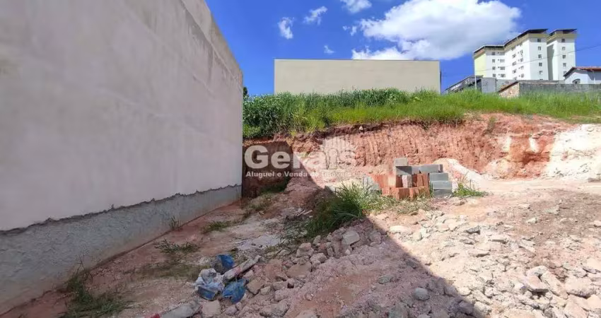 Terreno comercial para alugar no Ipiranga, Divinópolis 