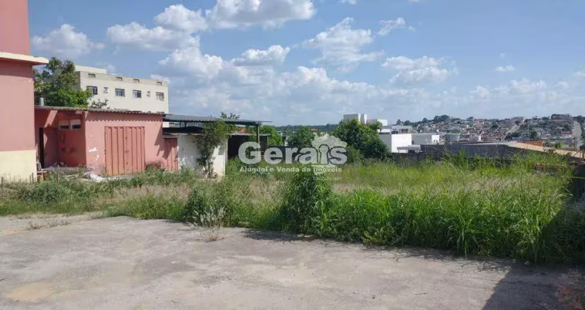 Terreno comercial para alugar no Davanuze, Divinópolis 