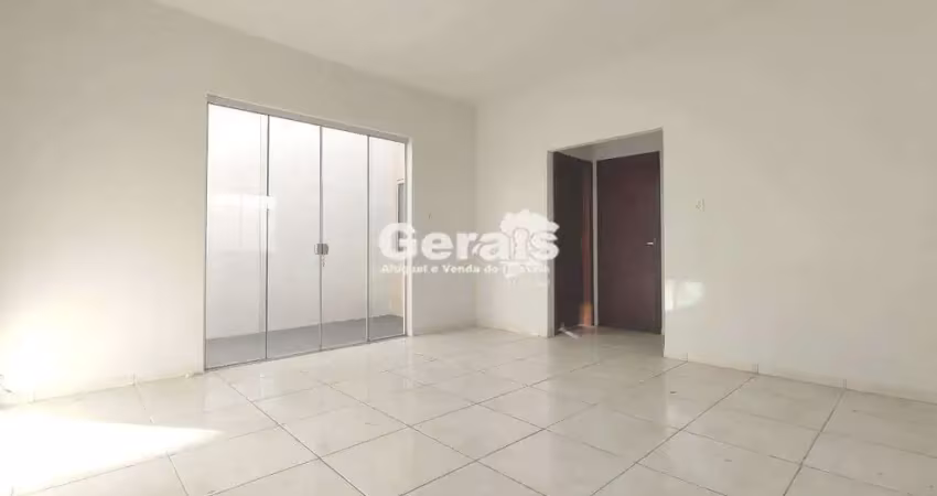 Casa à venda, 2 quartos, 2 vagas, santos dumont - divinópolis/mg