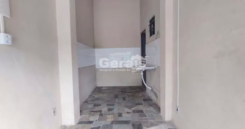Ponto comercial para alugar na Vila Cruzeiro, Divinópolis 