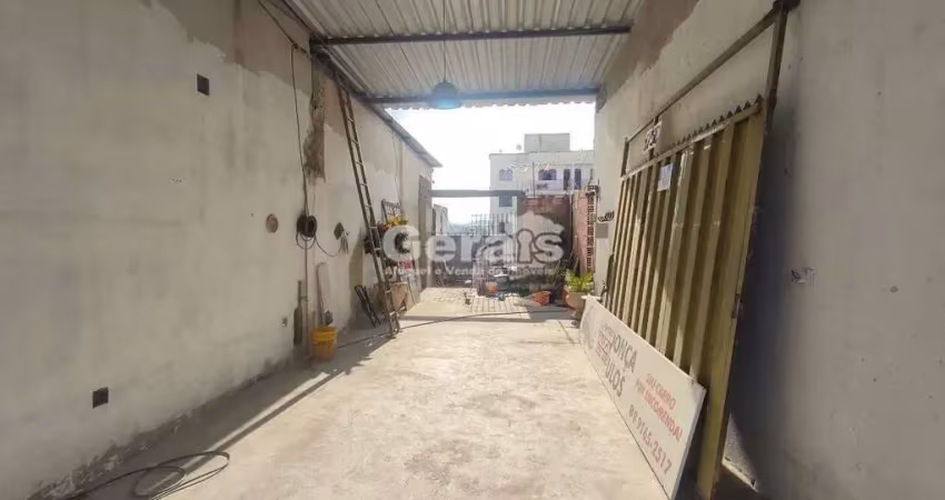 Barracão / Galpão / Depósito para alugar no Catalão, Divinópolis 