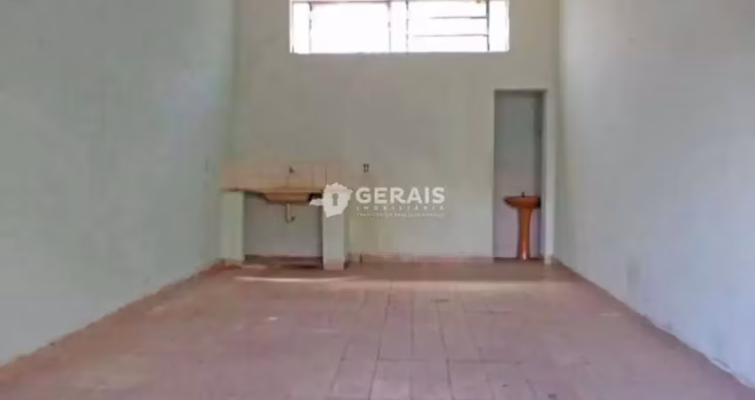 Ponto comercial para alugar no Niterói, Divinópolis 