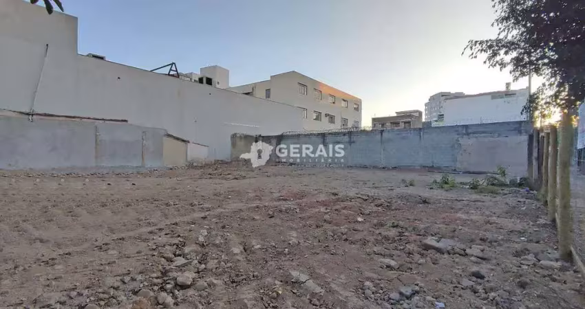 Terreno comercial para alugar no Santa Clara, Divinópolis 