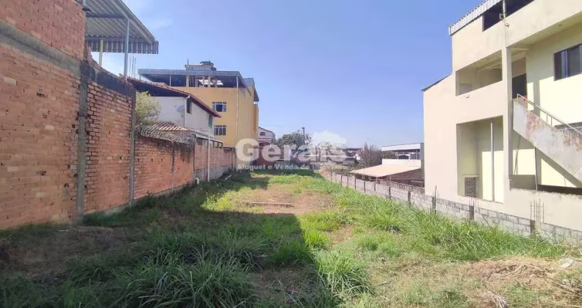 Terreno comercial para alugar no Levindo Paula Pereira, Divinópolis 