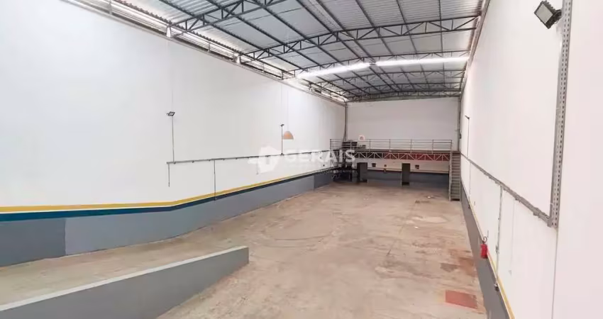 Barracão / Galpão / Depósito para alugar no Orion, Divinópolis 