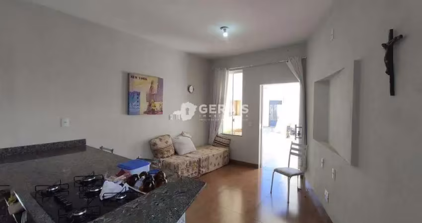 Casa à venda, 3 quartos, 1 suíte, 4 vagas, manoel valinhas - divinópolis/mg