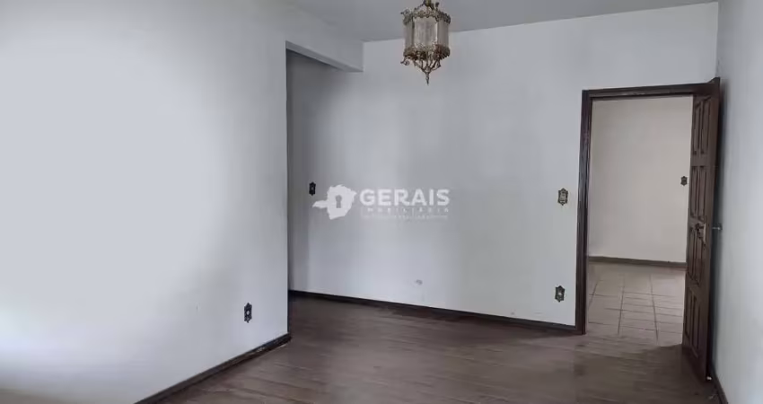Casa à venda, 4 quartos, 1 suíte, 6 vagas, centro - divinópolis/mg