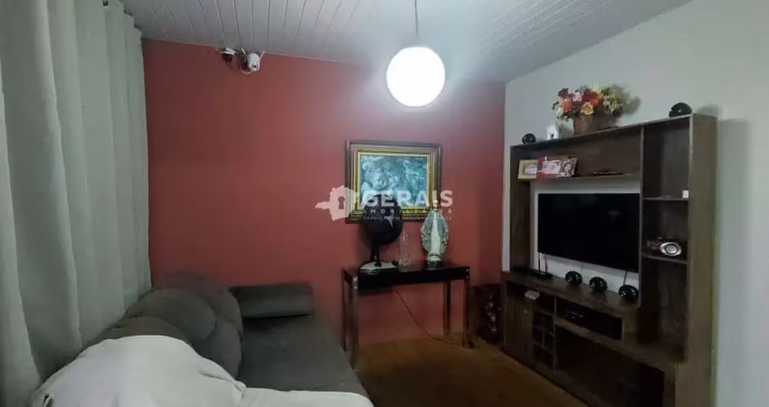Casa à venda, 2 quartos, 3 vagas, vila das roseiras - divinópolis/mg
